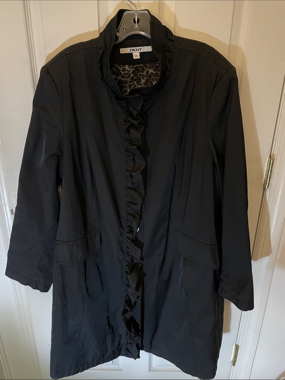 DKNY Black Ruffle-Front Trench Coat 2x